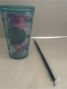 Starbucks NWT Iridescent Teal Ribbed Tumbler with Black Straw
